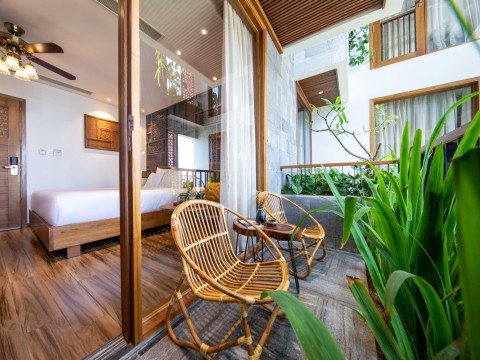 Bonny Boutique Hotel Da Nang - Superior Studio with Pool View